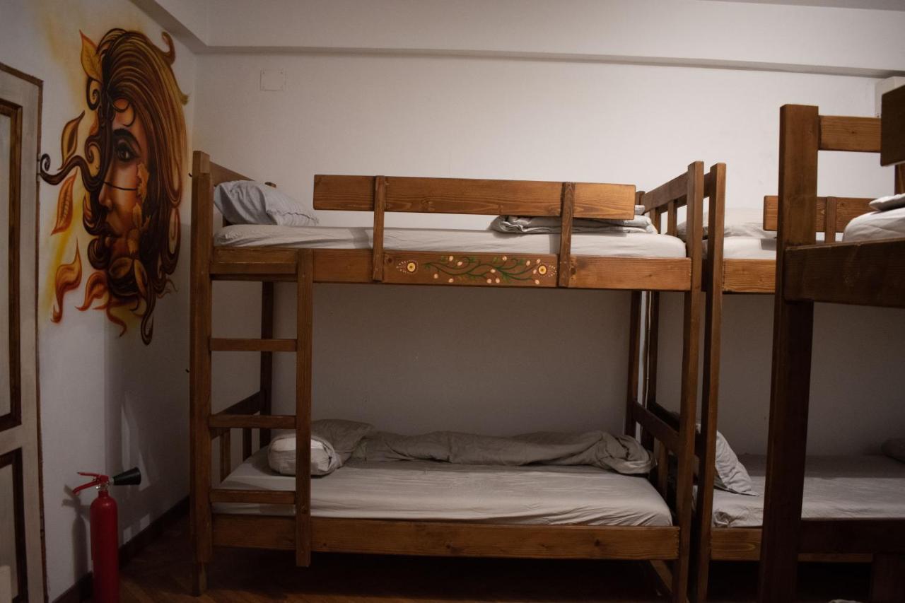 Hostel Bauhaus Boekarest Buitenkant foto