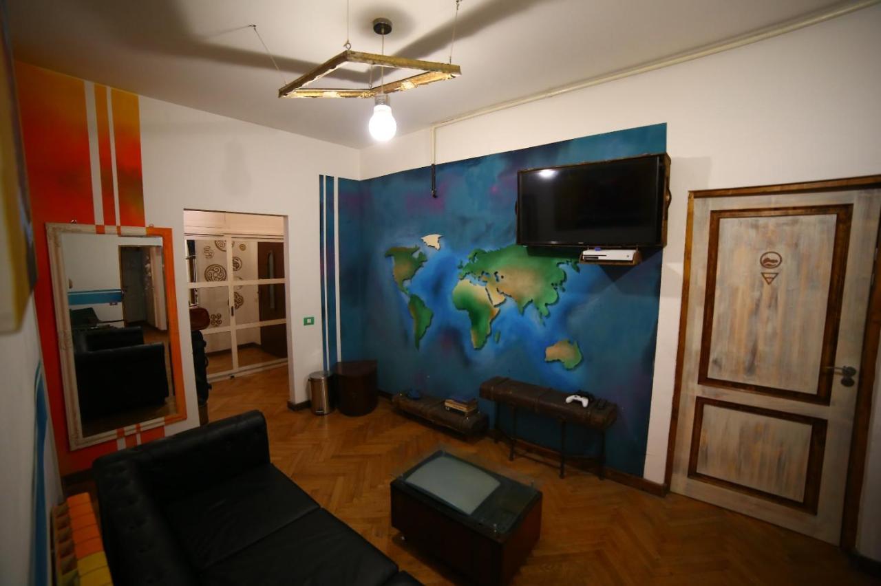 Hostel Bauhaus Boekarest Buitenkant foto