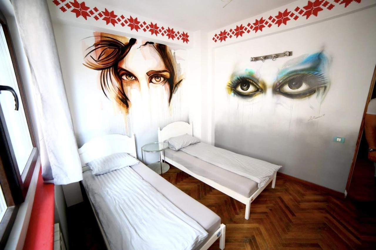 Hostel Bauhaus Boekarest Buitenkant foto