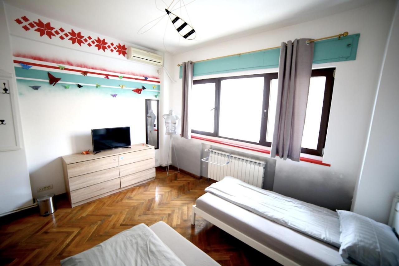 Hostel Bauhaus Boekarest Buitenkant foto